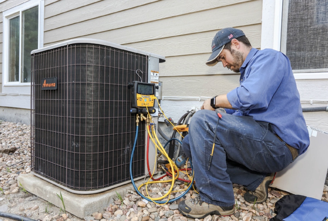 Why Book the Best Heating System Repairing Services Leawood KS?